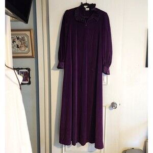 Vintage R. Michael Alan Women's Sm Purple Ruffle Trim Velour Robe Luxurious